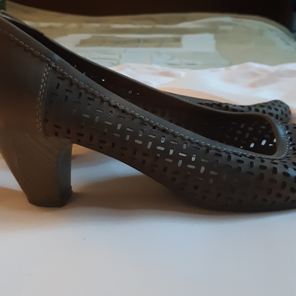Beautiful heels in very good condition